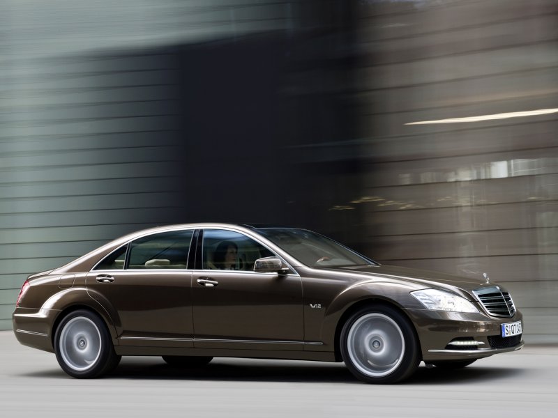 Mercedes s class w221