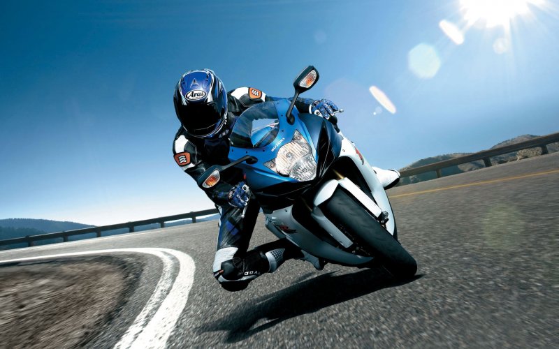 Обои Suzuki GSX-r600