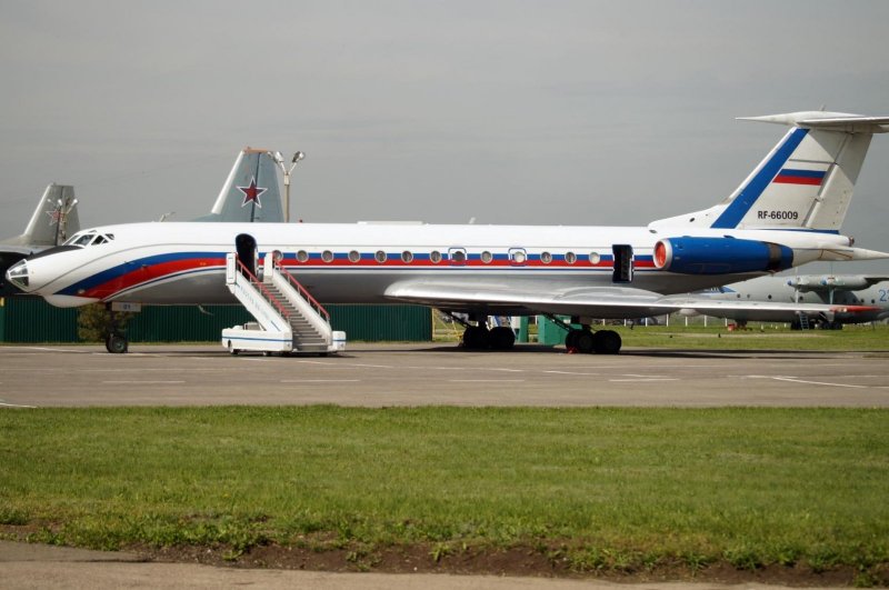 Ту 134 Громов Эйр