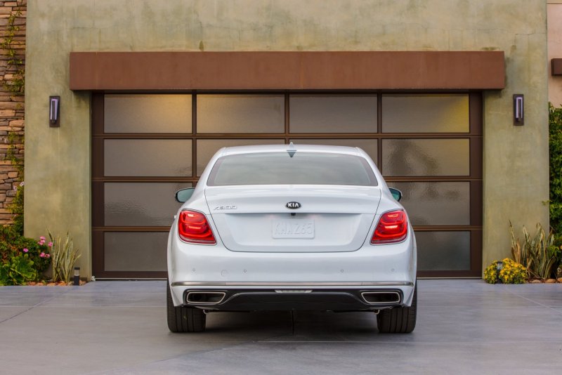 Kia k900 2018