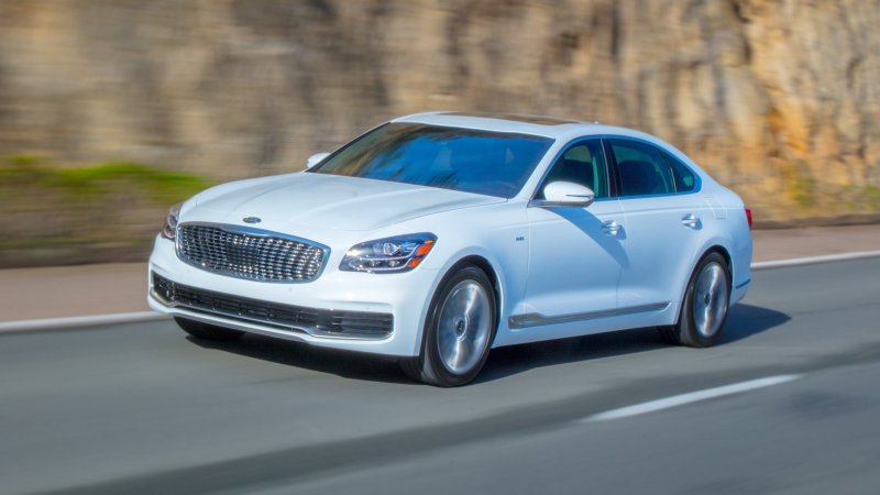 Kia RJ k900