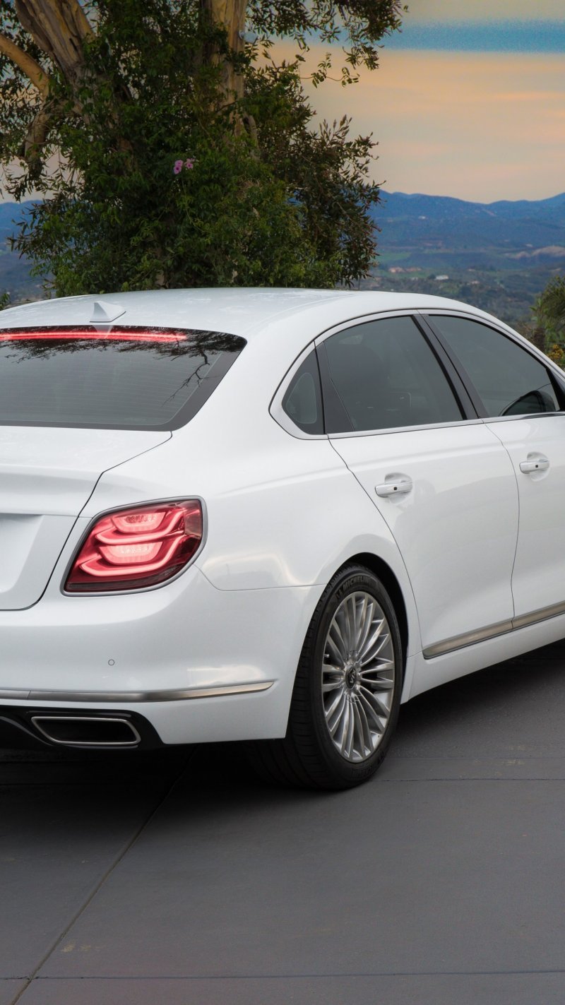 Kia k900 2019