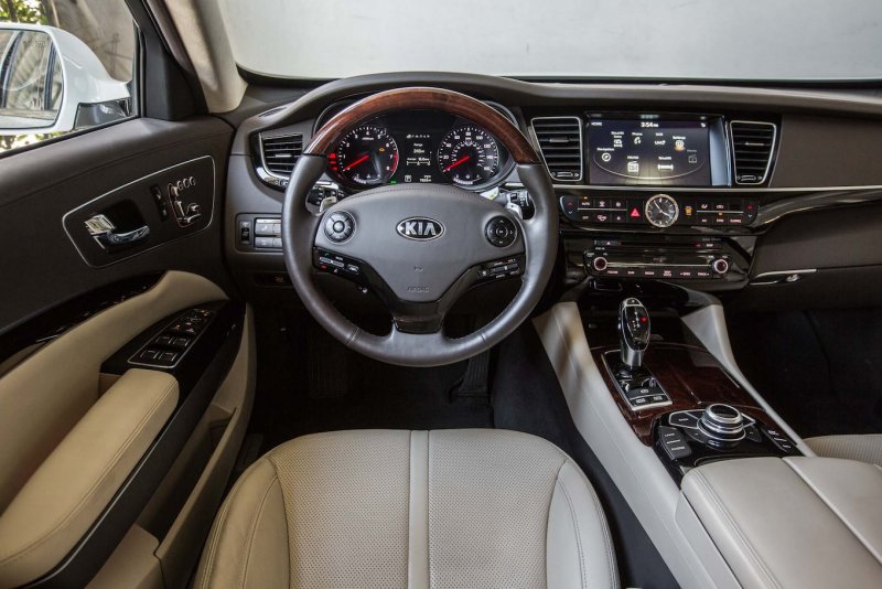 Kia k900 2019 салон
