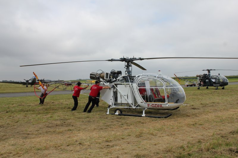 Вертолёт Alouette ra-0572