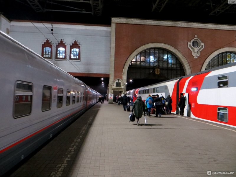 Поезд 050м, Москва — Самара фирменный «двухэтажный состав»