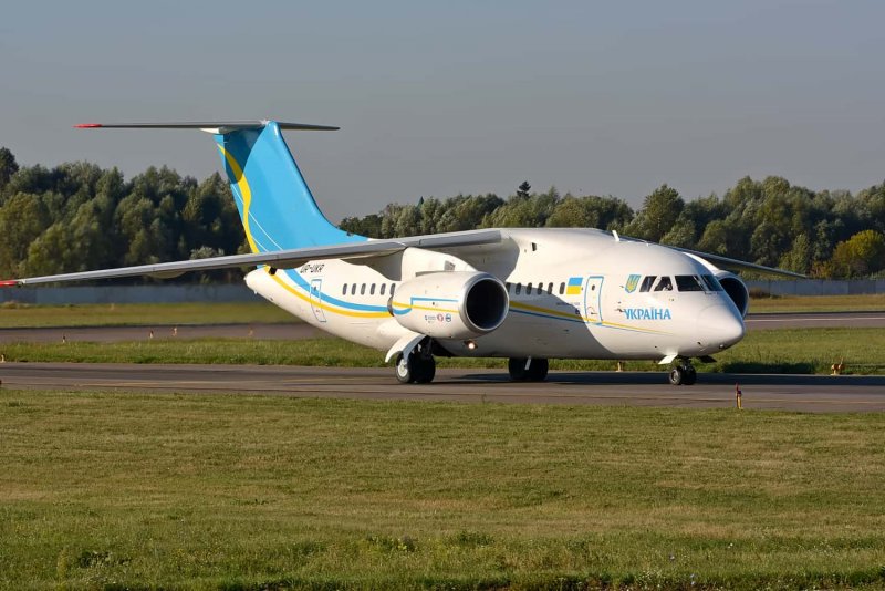 АН-124 Руслан и АН-225 Мрия сравнение