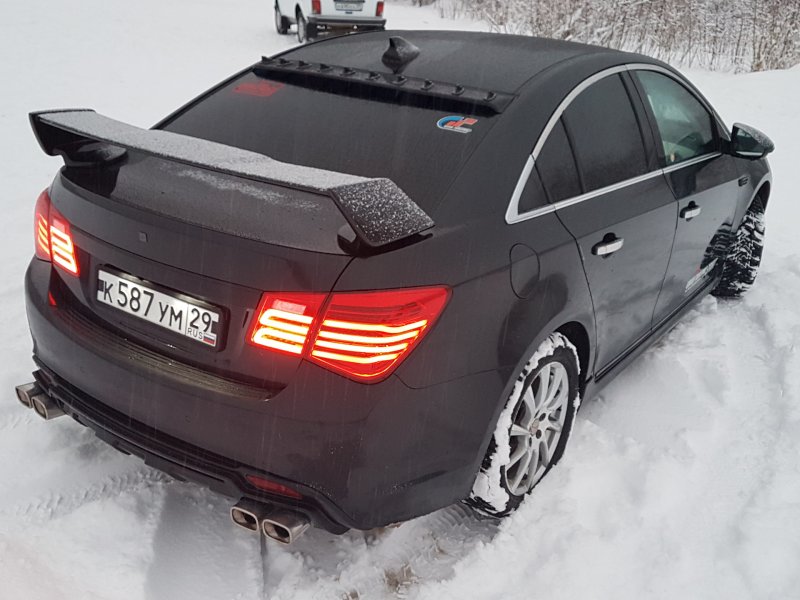 Cruze Chevrolet Tuning черный