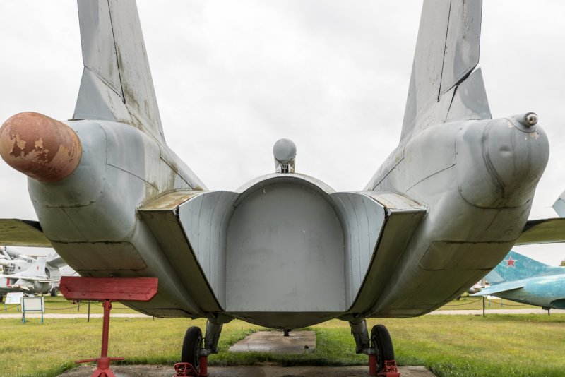 Як-141 кабина