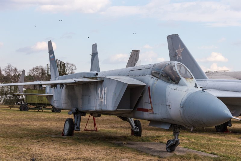 Як-141 сверхзвуковой самолёт