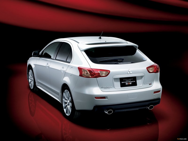 Mitsubishi Galant Fortis Sportback