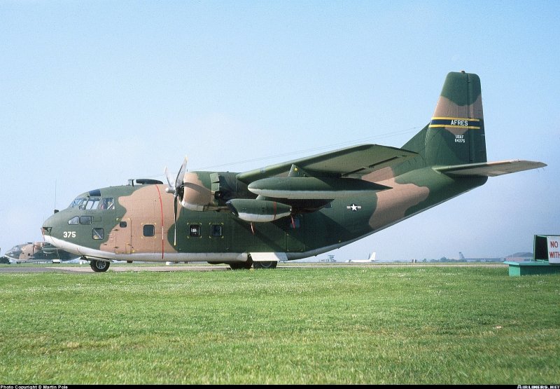 Военно-транспортный самолет c-123 provider