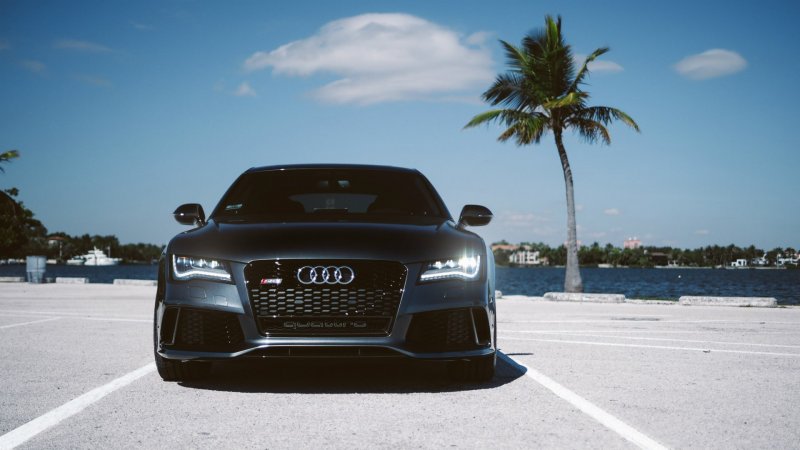 Audi rs7 Black на айфон