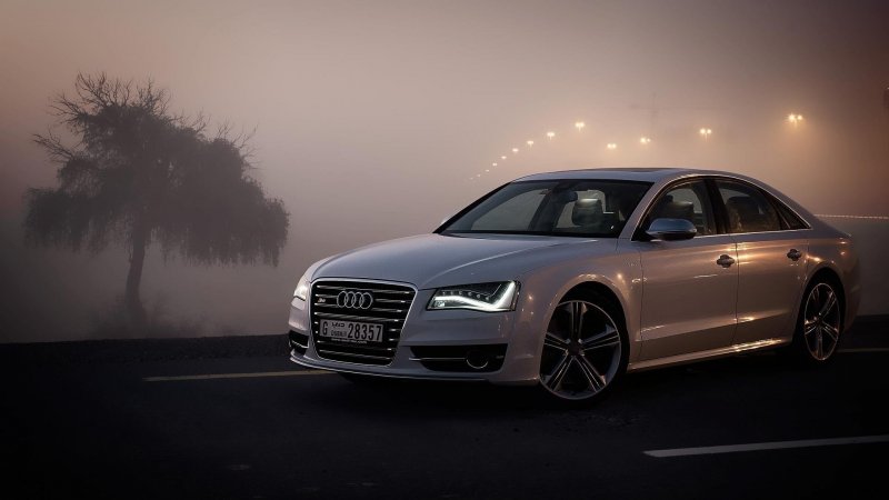 Ауди s8 2021 белый