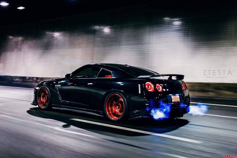 Nissan gt-r r35 черный