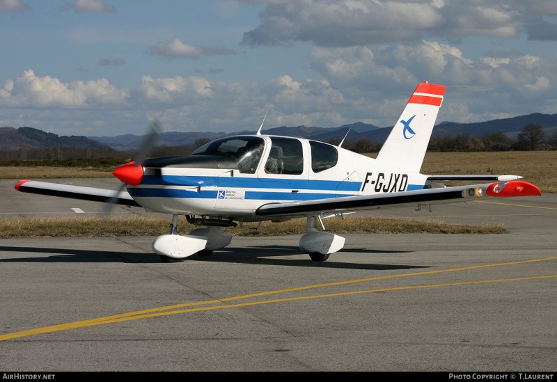 Socata TB 20 кабина