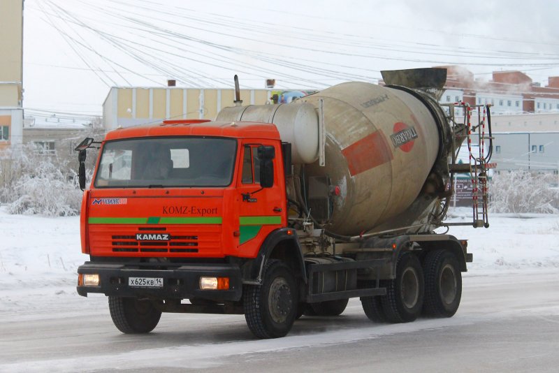 КАМАЗ х681кв14
