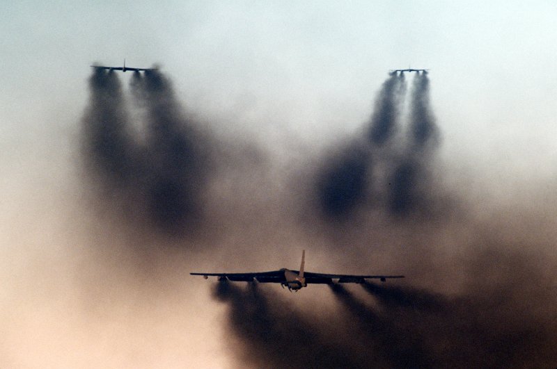 Массовый взлет b-52