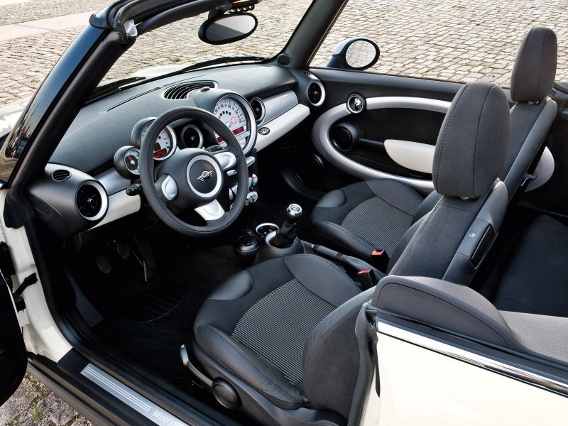 Mini Cooper Clubman 2020 салон