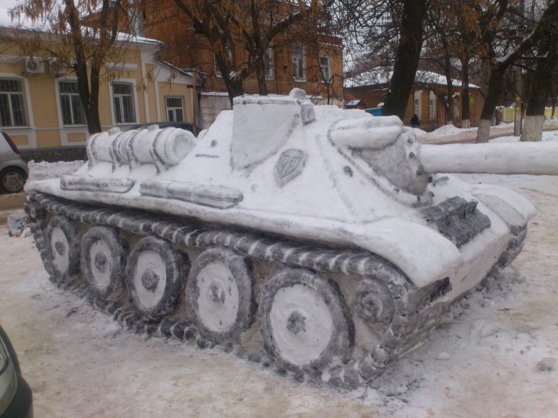Снежный танк