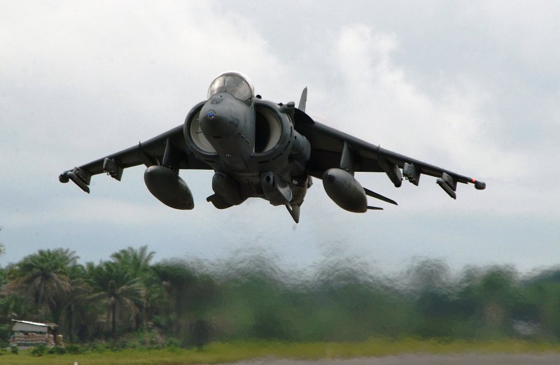 Av-8b Harrier