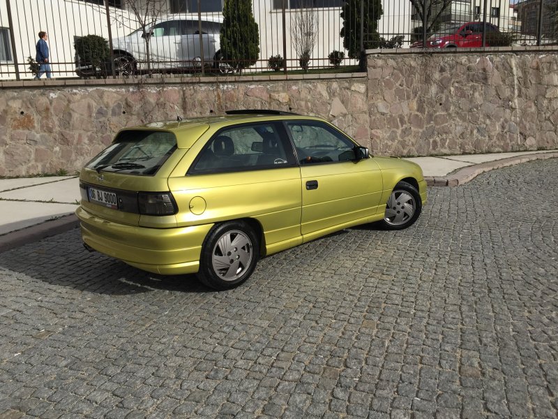 Opel Astra f