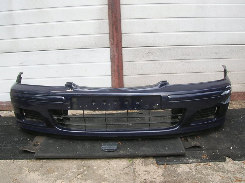 Передний бампер Honda Accord 6