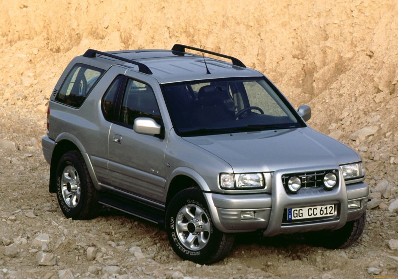 Opel Frontera b