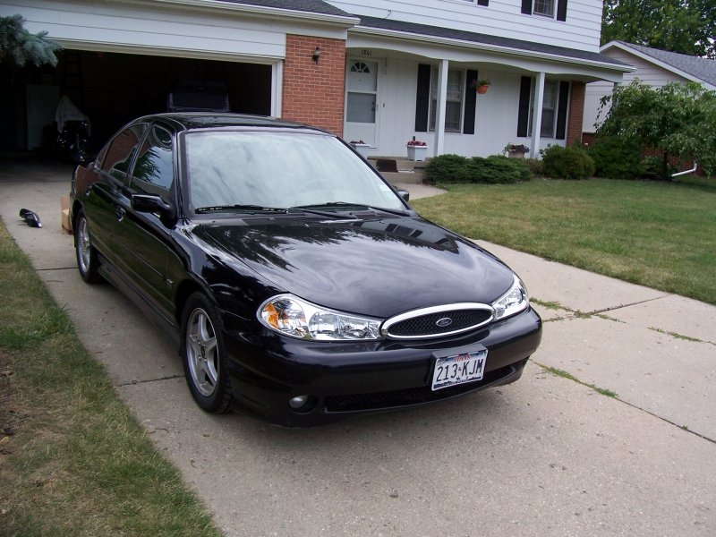Ford Contour 2000