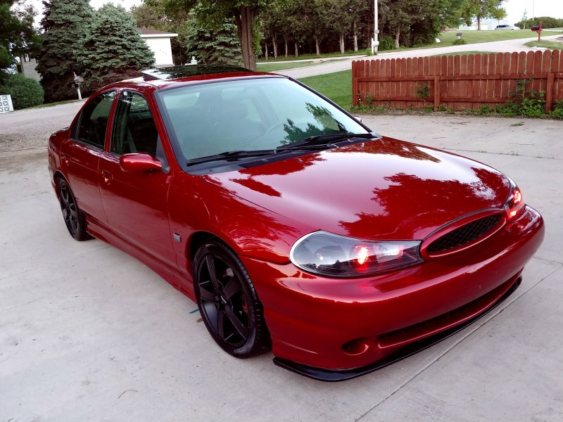 Ford Contour 2000