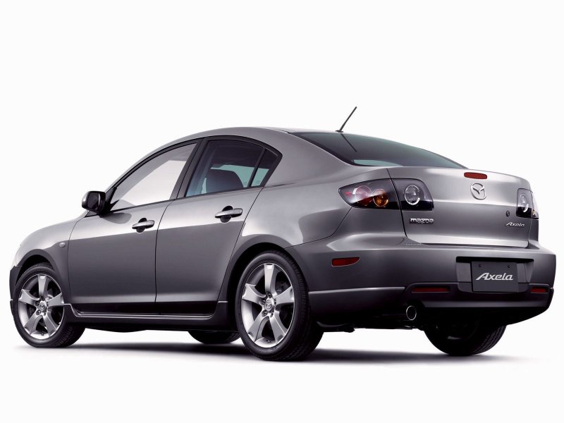 Mazda 3 2014 белая седан