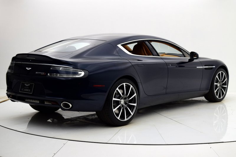 Aston Martin rapide 2017