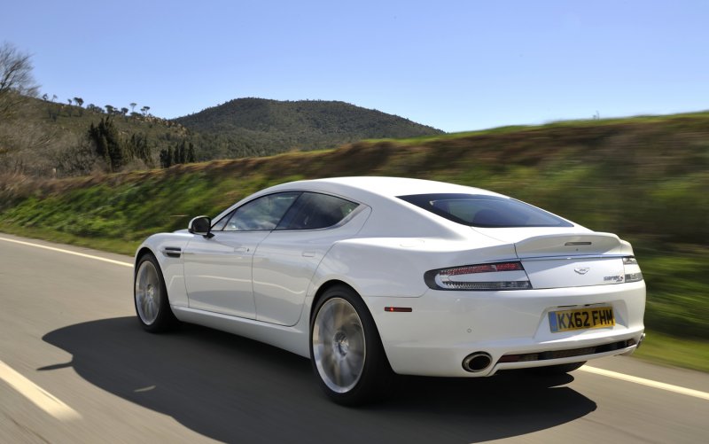Астон Мартин rapide s