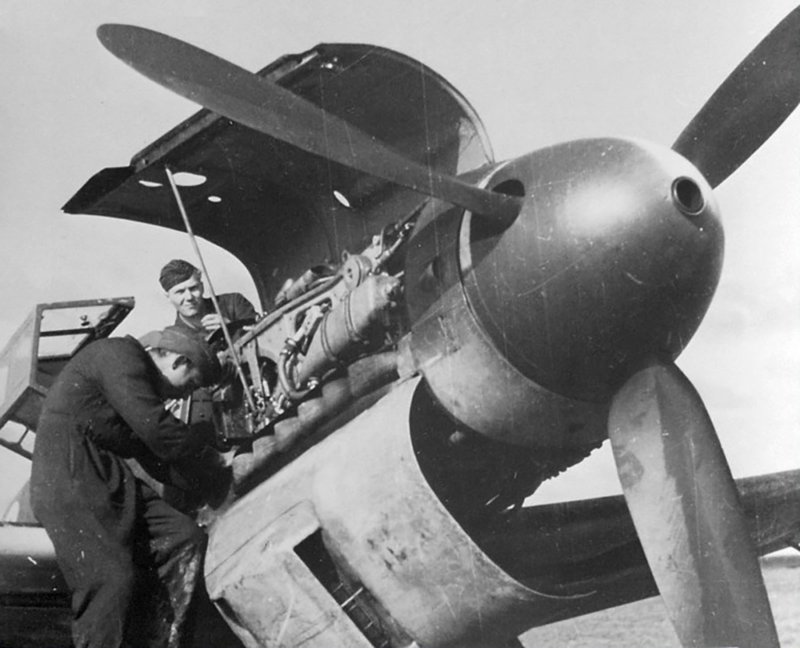 Самолет Мессершмитт 1943