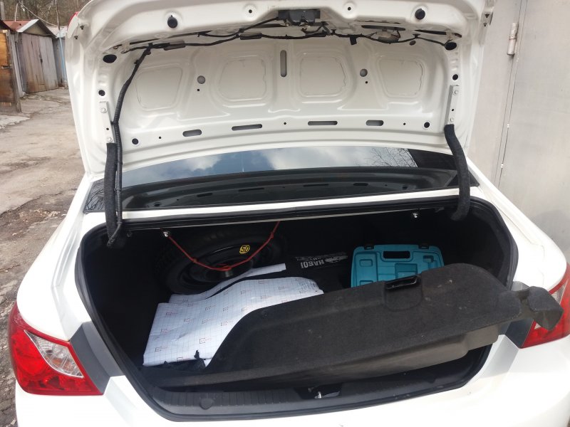 Sonata 4 EF багажник