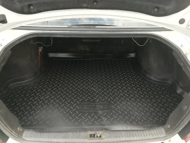 Sonata 4 EF багажник