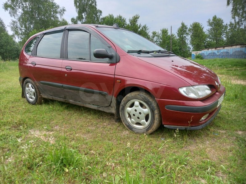 Дверь Рено Меган Сценик