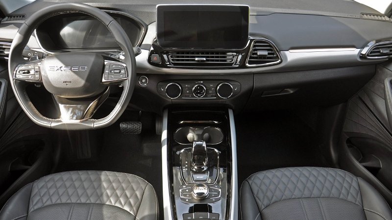 Chery Exeed TXL салон