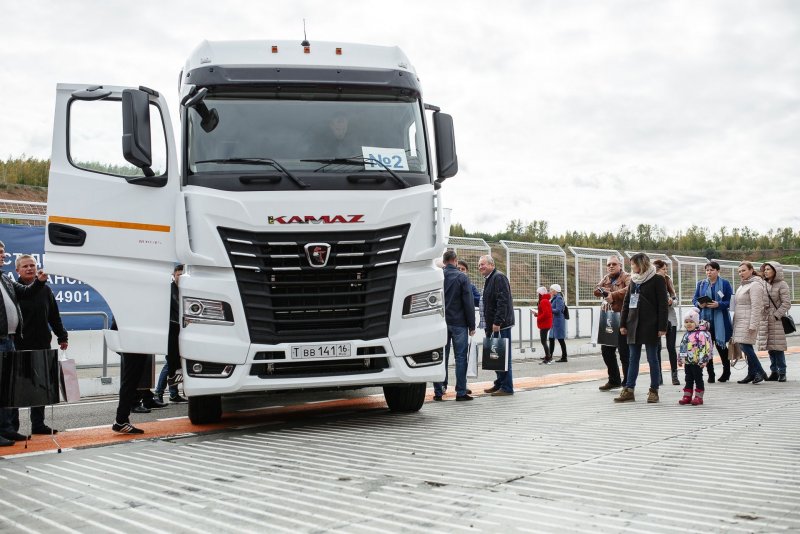КАМАЗ-65805 Атлант 10х6 новый карьерный самосвал