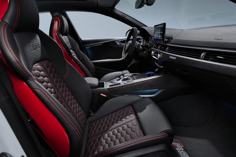 Audi rs5 Coupe салон