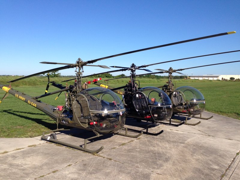 Вертолёт настоящий Hiller uh - 12b