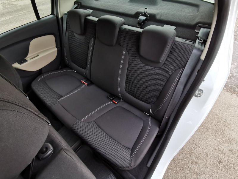 Накладки на ковролин Renault Duster