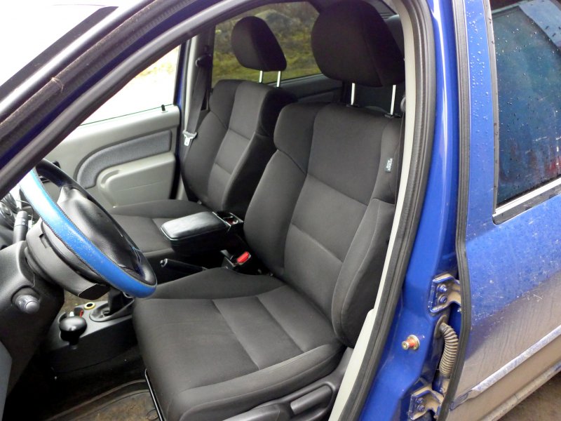 Сидение Renault Logan 1