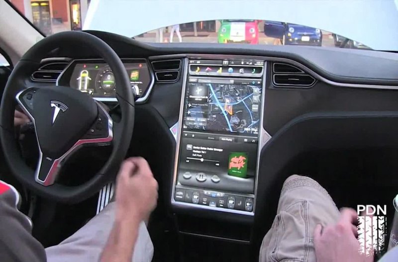 Tesla model x 2021