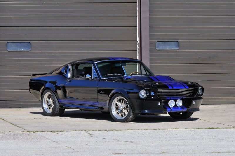 Ford Mustang Shelby gt500 старый