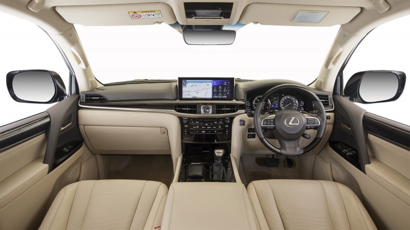 Lexus LX 570 2004