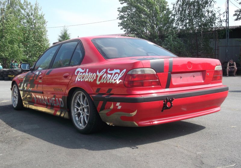 Gatebil BMW