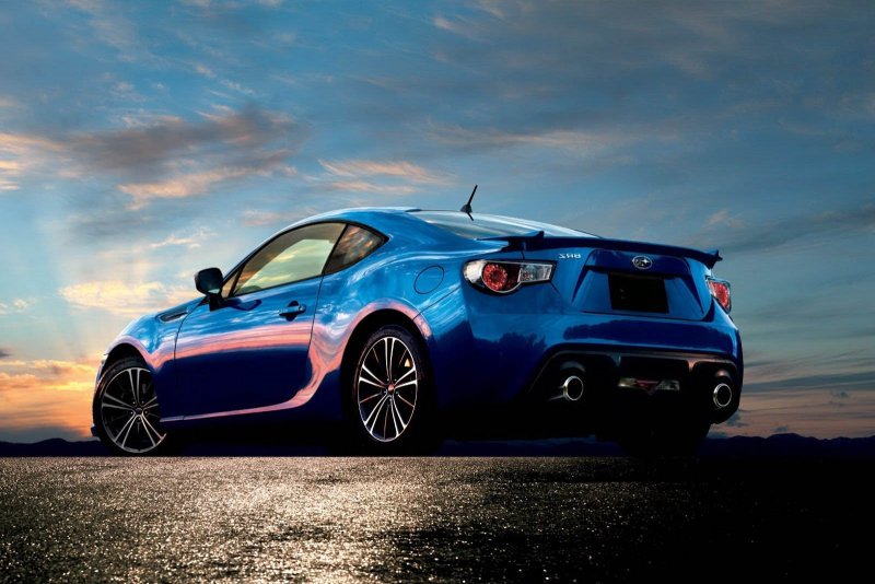 Спортивная Subaru BRZ