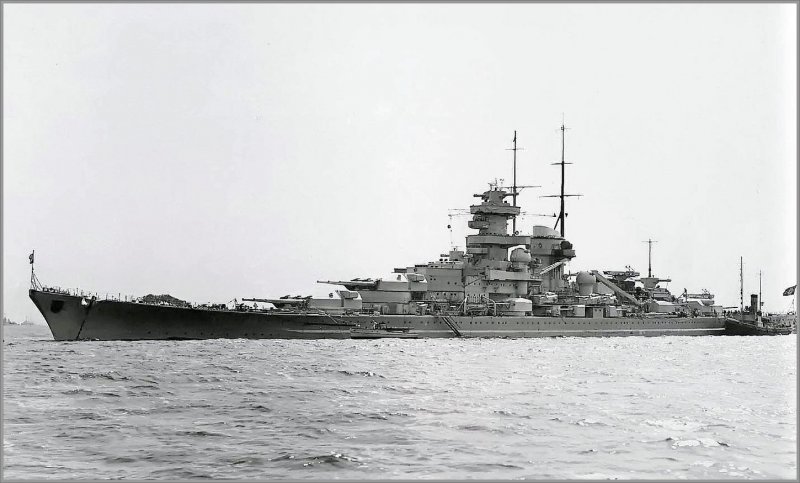 Фантастические боевые корабли на море