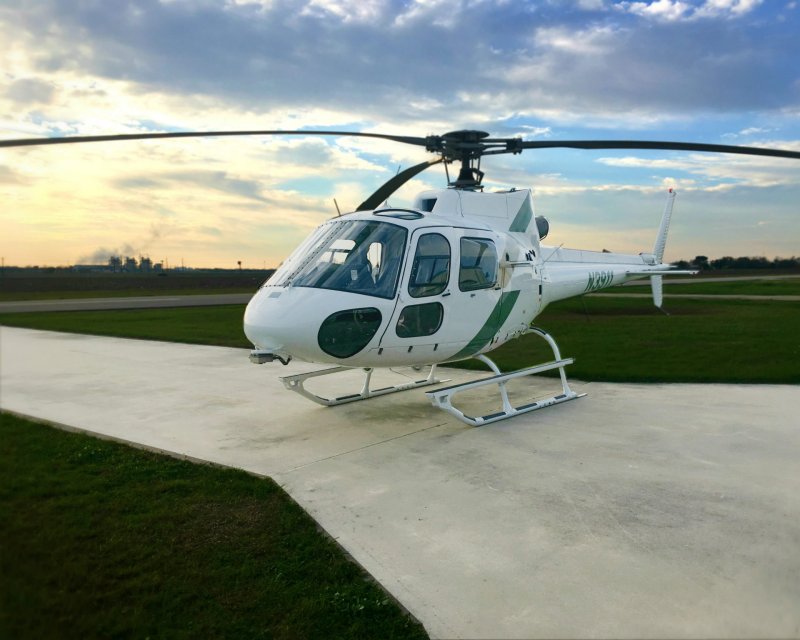 As350 b3e вертолет