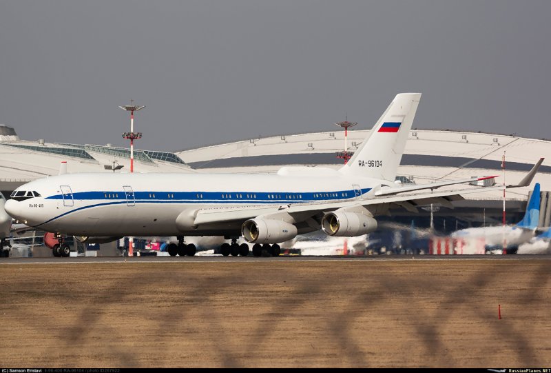 Ил 96 96104